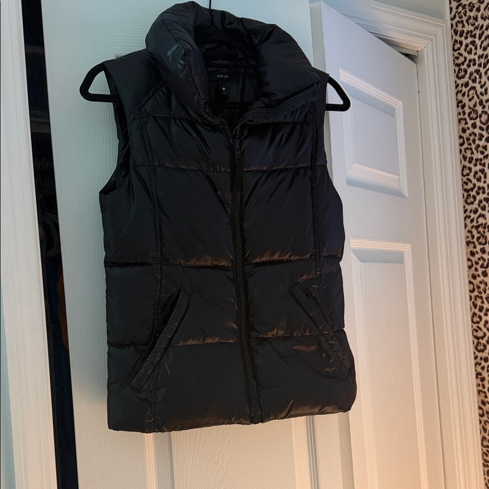 Aqua Women's Black Puffer Vest